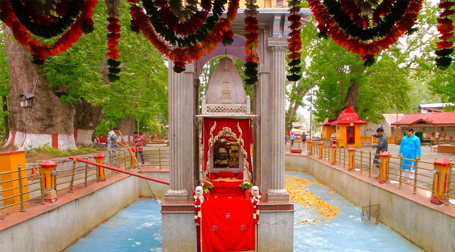 Kheer Bhawani Temple, Jammu And Kashmir